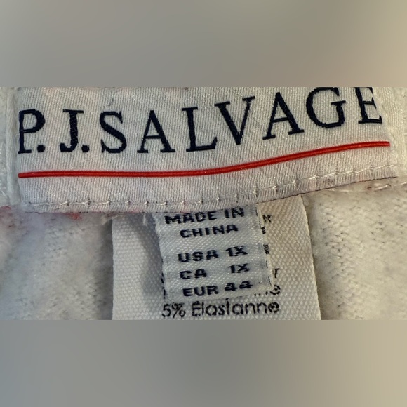 PJ Salvage White Pajama Pants with Red and Pink Lips - Picture 7 of 7